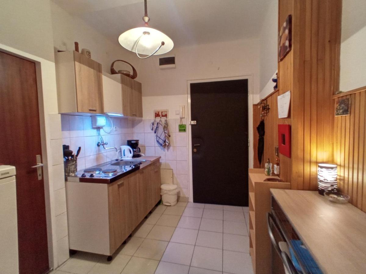 Studio Apartment Corner Рийека Екстериор снимка
